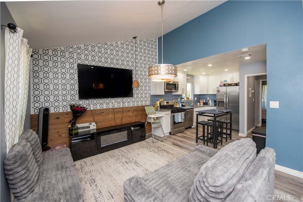 Property Photo:  1192 Mitchell Avenue 77  CA 92780 