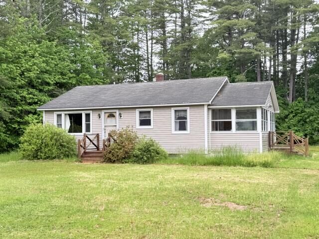 Property Photo:  82 Jenkins Road  ME 04072 
