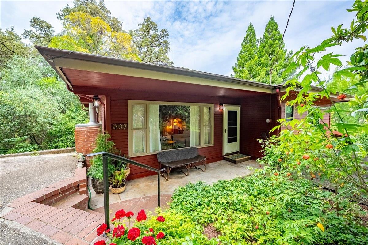 Property Photo:  303 Live Oak Street  CA 95603 