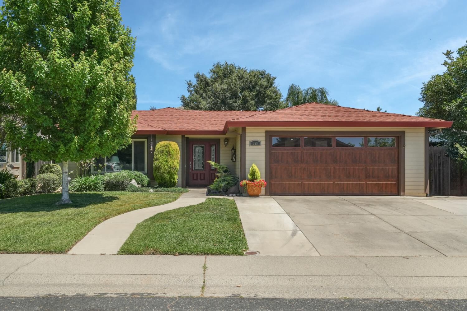 Property Photo:  659 Grider Drive  CA 95678 