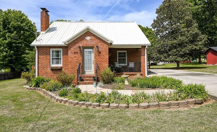 Property Photo:  245 Hiwassee Avenue NE  TN 37312 