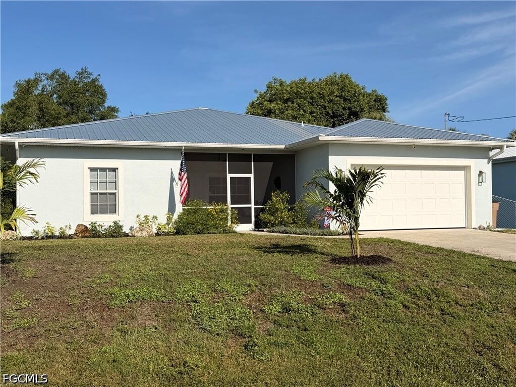 Property Photo:  6011 Jadestone Avenue  FL 33905 