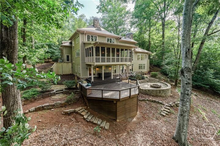 Property Photo:  38 River Shoals Drive  GA 30606 