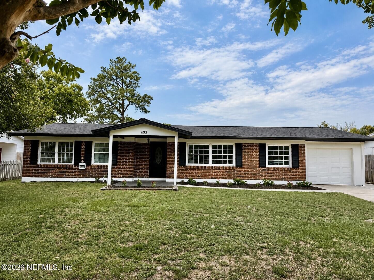 Property Photo:  493 Clermont Avenue S  FL 32073 