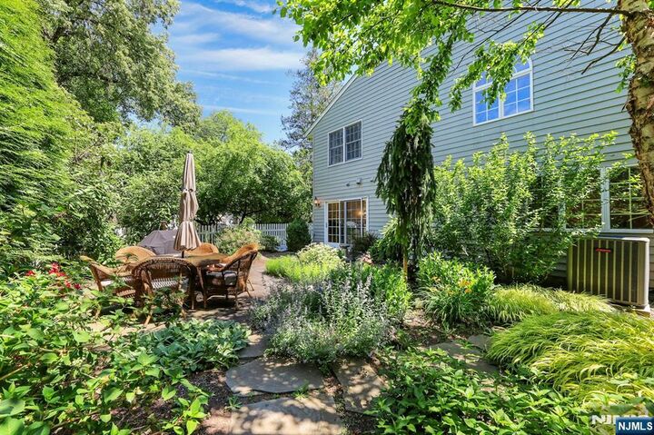 Property Photo:  348 Highwood Avenue  NJ 07452 