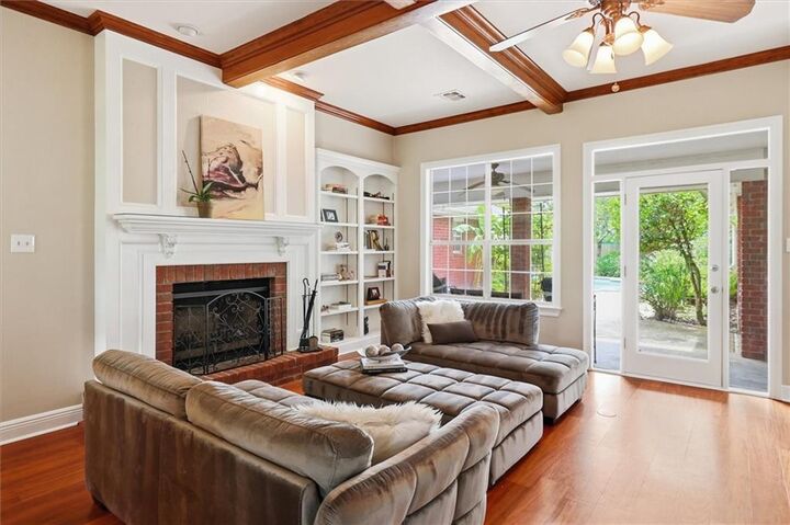 Property Photo: 219 Nottoway Drive LA 70471