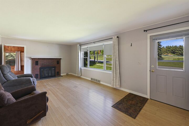 Property Photo:  5747 Shelburne Road  VT 05482 
