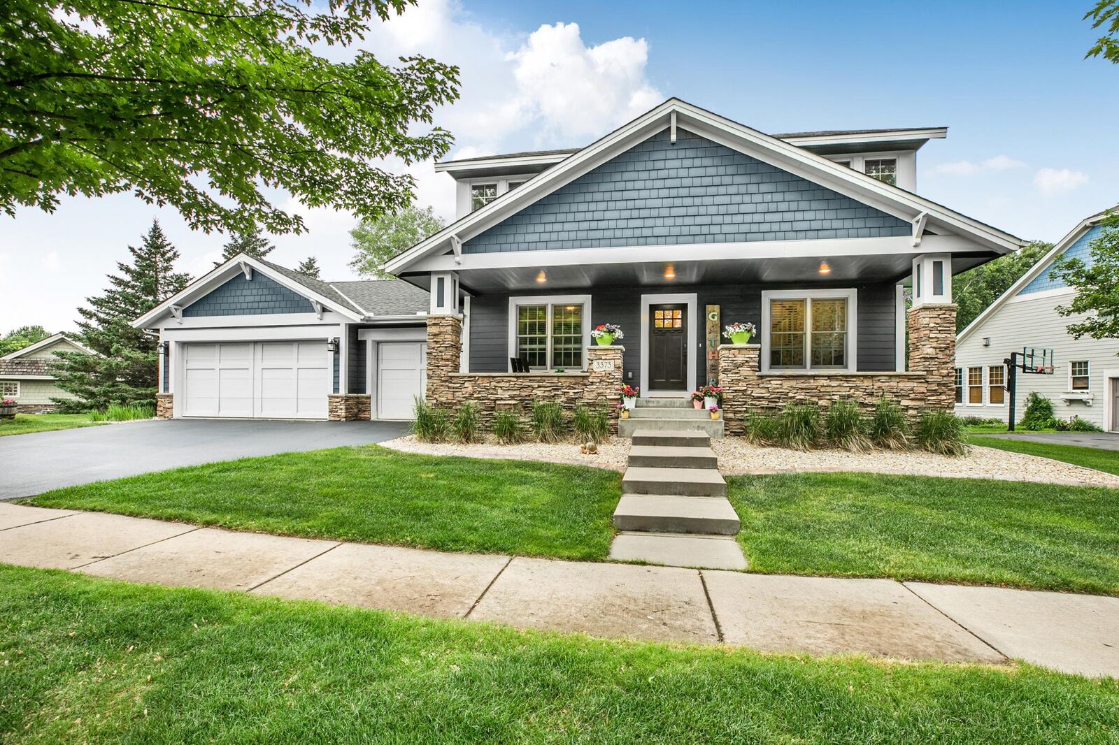 Property Photo: 3373 Couchtown Path MN 55068