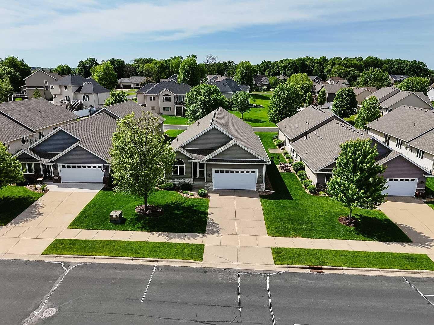 Property Photo: 1506 3rd Street SE MN 56071