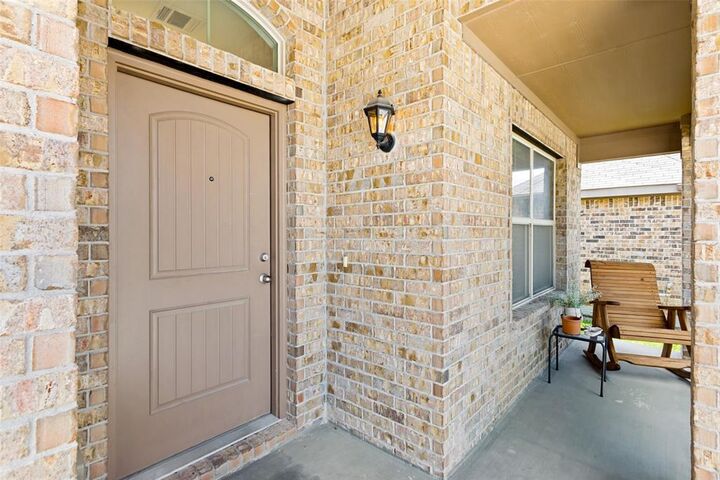Property Photo:  709 Wylie Street  TX 76036 