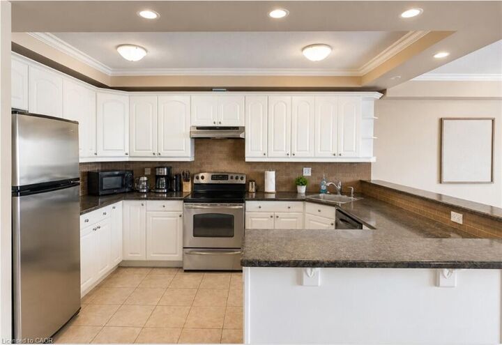 Property Photo:  135 Marlee Avenue 1504  ON M6B 4C6 