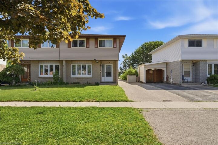 Property Photo:  126 Dinison Crescent  ON N2E 2V2 