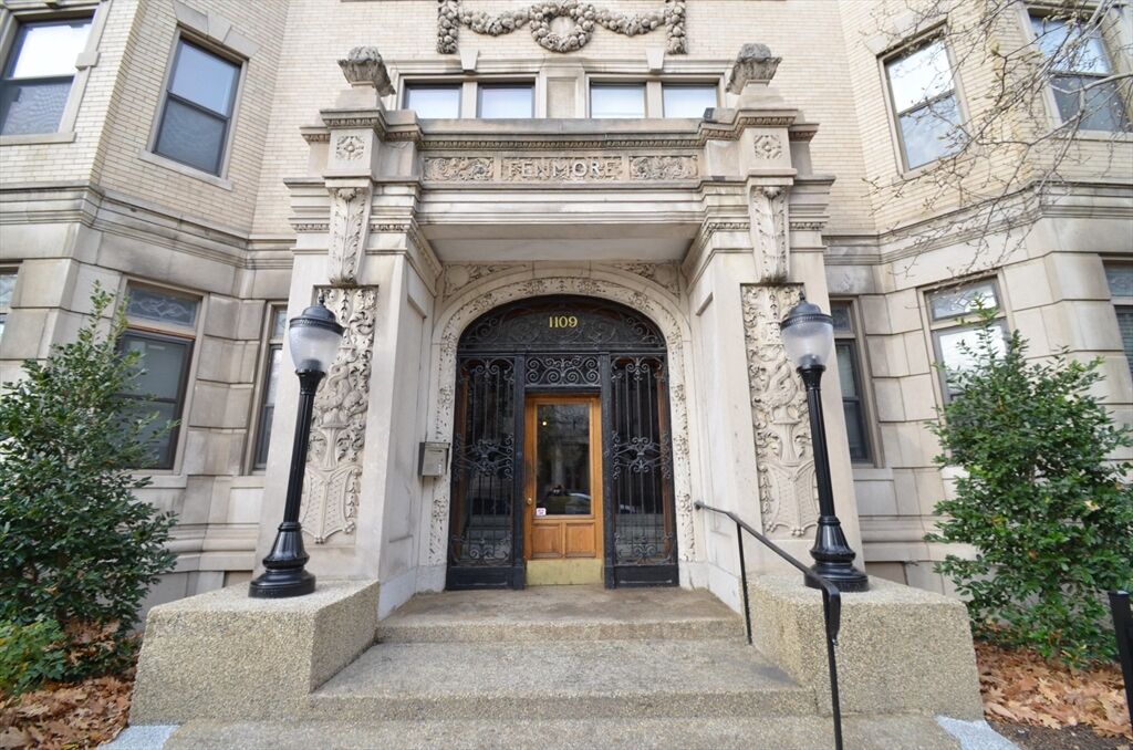 Property Photo: 1109 Boylston Street 1 MA 02215