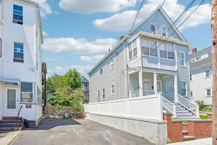 Property Photo:  29 Harvey St  MA 02149 