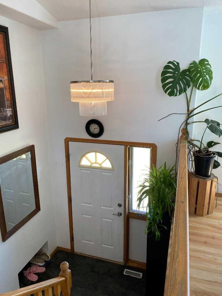 Property Photo: 52 Upland Drive W AB T1R 0P5