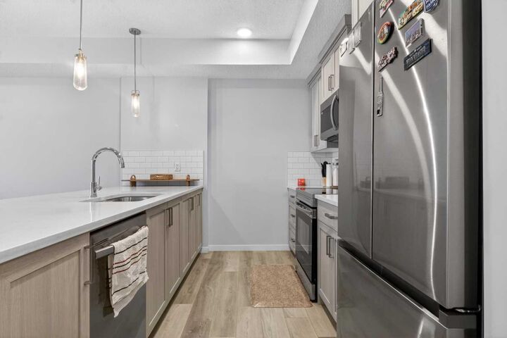 Property Photo: 33 Carringham Gate NW 3119 AB T3P 2H6