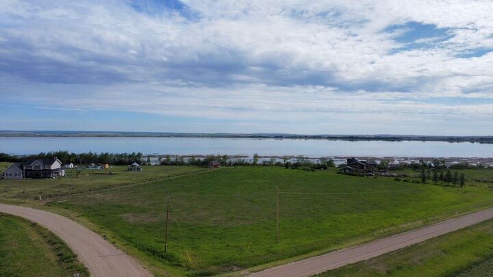 Property Photo:  71064 Township Road 722 62  AB T8X 4K9 
