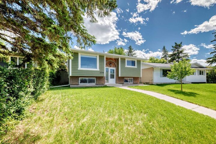 Property Photo: 170 Lake Sylvan Close SE AB T2J 3E6