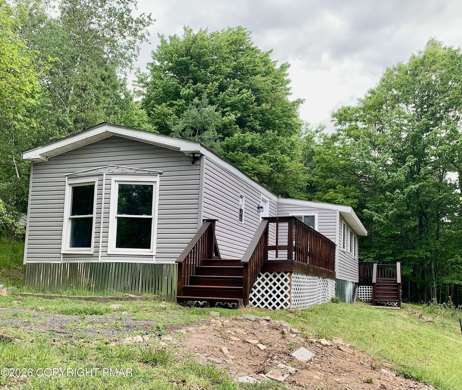 Property Photo: 204 Moyer Court PA 18355