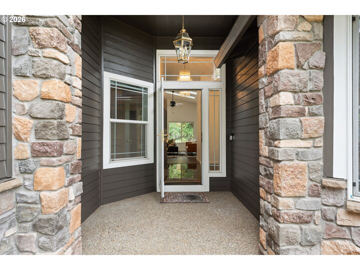 Property Photo: 18938 Cathy Adams Dr OR 97045