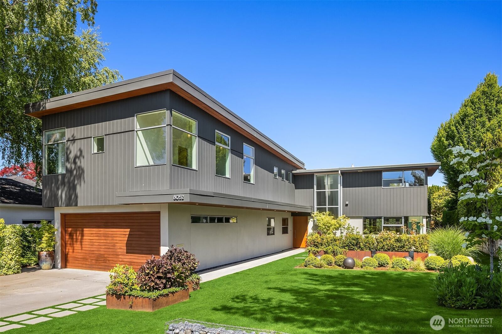 Property Photo: 8052 Ridge Drive NE WA 98115