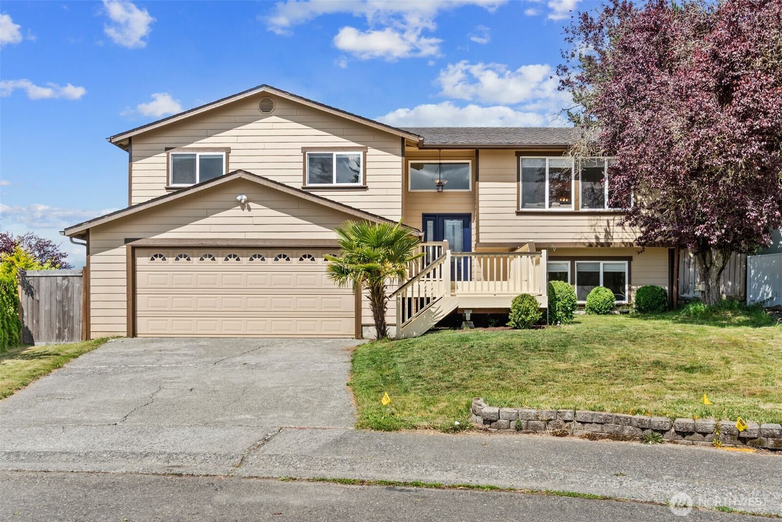 Property Photo:  407  Veralene Wy  SW  WA 98203 