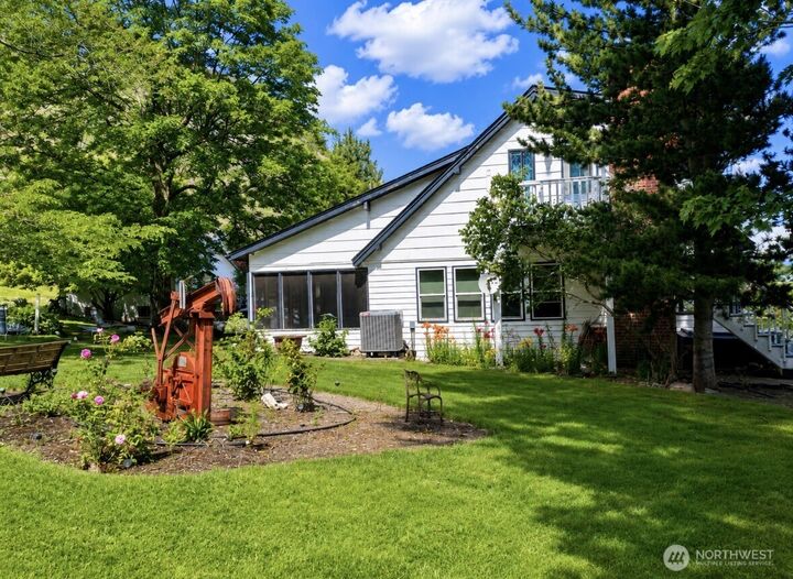 Property Photo: 33524 Highway 97 A WA 98844