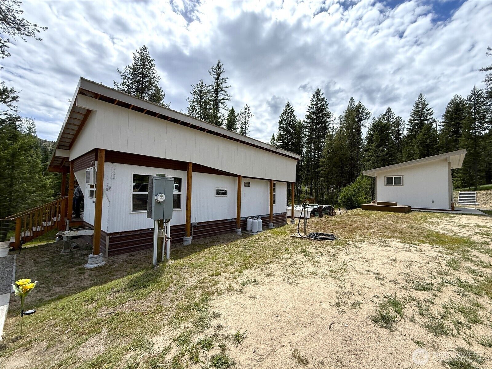 Property Photo:  2  Hazel Lane  WA 99166 