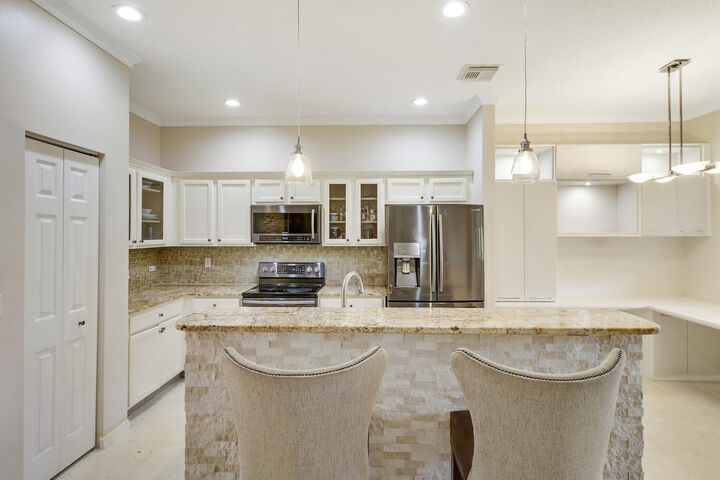 Property Photo:  1448 Artimino Lane  FL 33436 