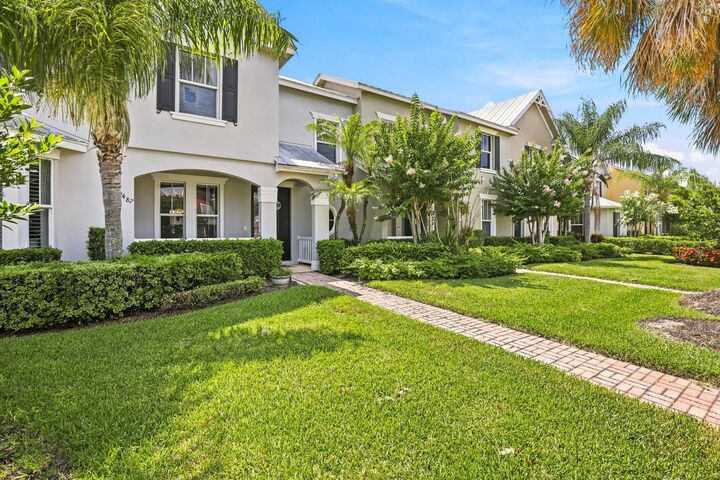 Property Photo:  10487 SW West Park Avenue  FL 34987 