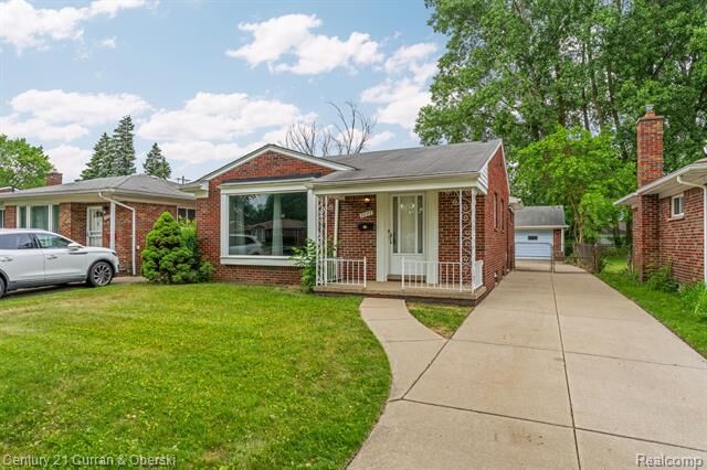 Property Photo:  9077 Riverview Avenue  MI 48239 