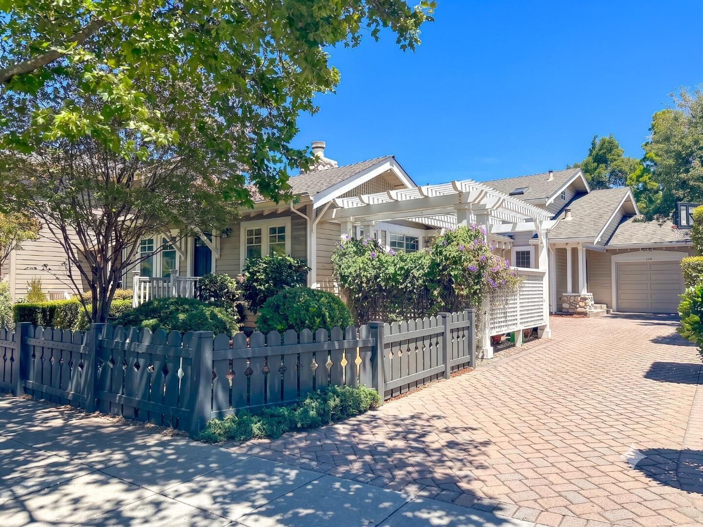 Property Photo:  232 University Avenue  CA 95030 