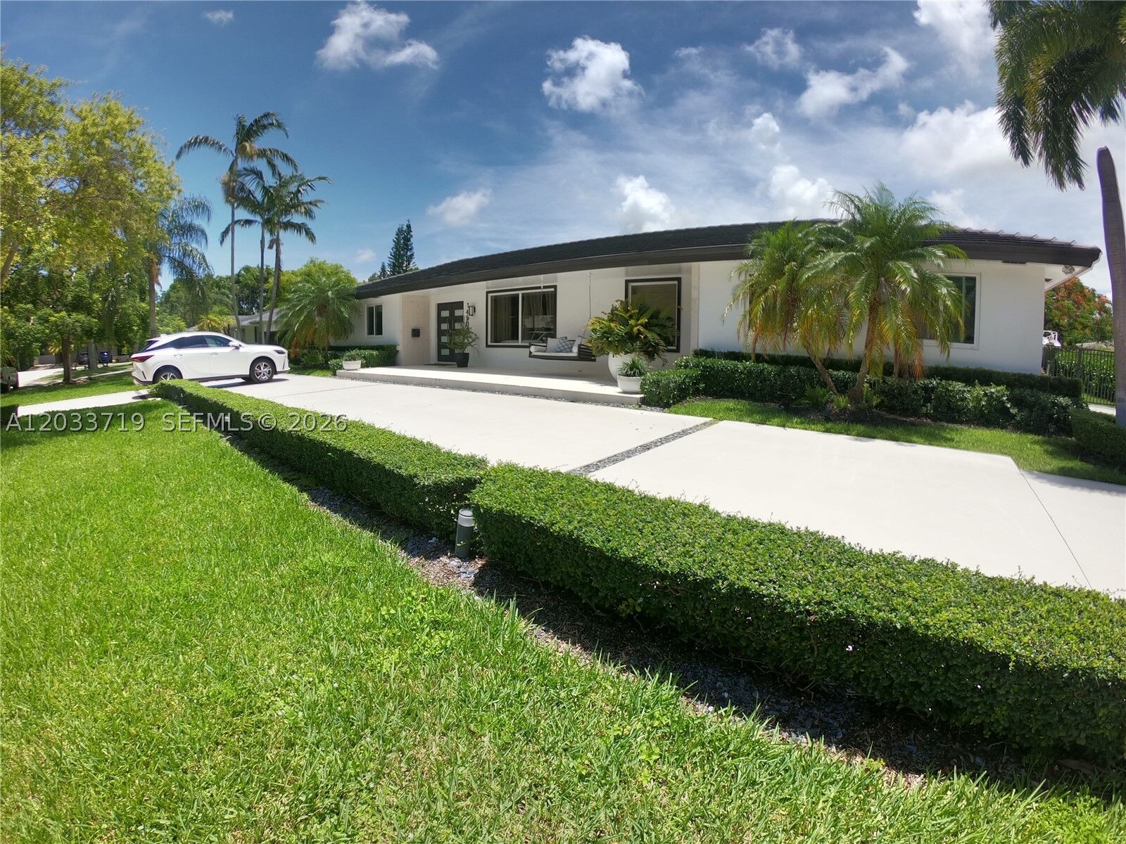 Property Photo:  14500 SW 84th Ave  FL 33158 