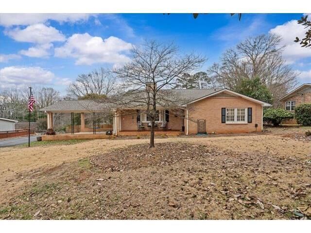 Property Photo: 120 Cart Drive SC 29307