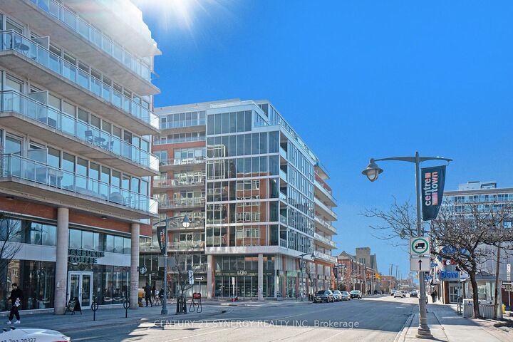 Property Photo:  340 McLeod Street 633  ON K2P 1A4 