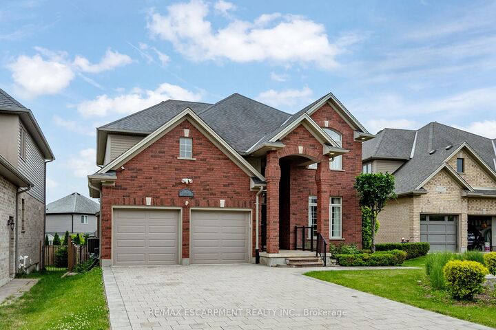 Property Photo: 1863 Ballymote Avenue ON N5X 0J3