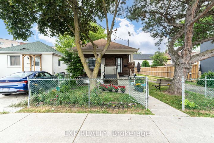 Property Photo: 5 Laxis Avenue ON M6M 2K6