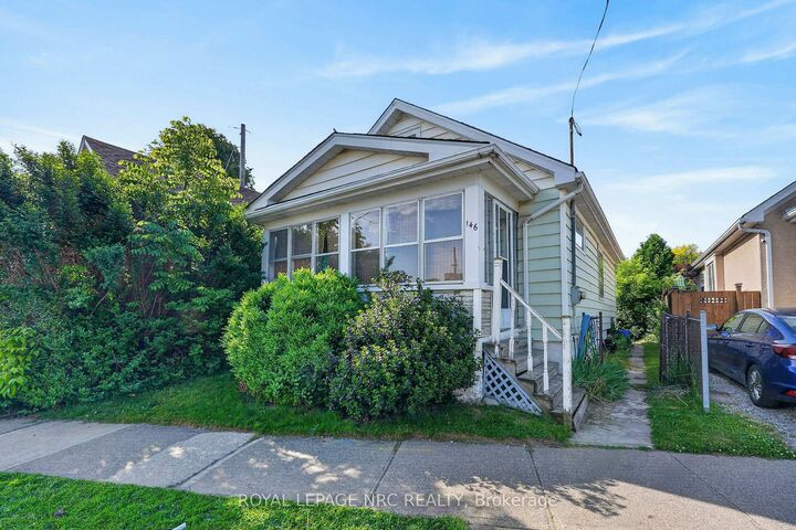 146 Carlton Street — photo 1