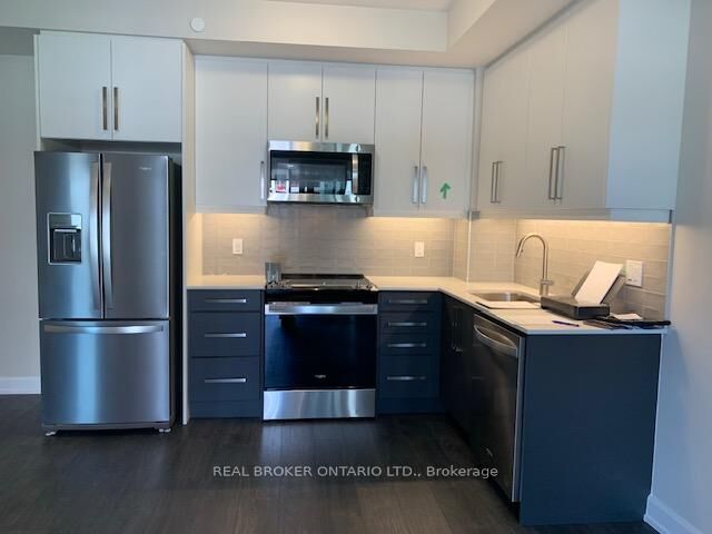 Property Photo: 3200 William Coltson Avenue 306 ON L6H 7W6