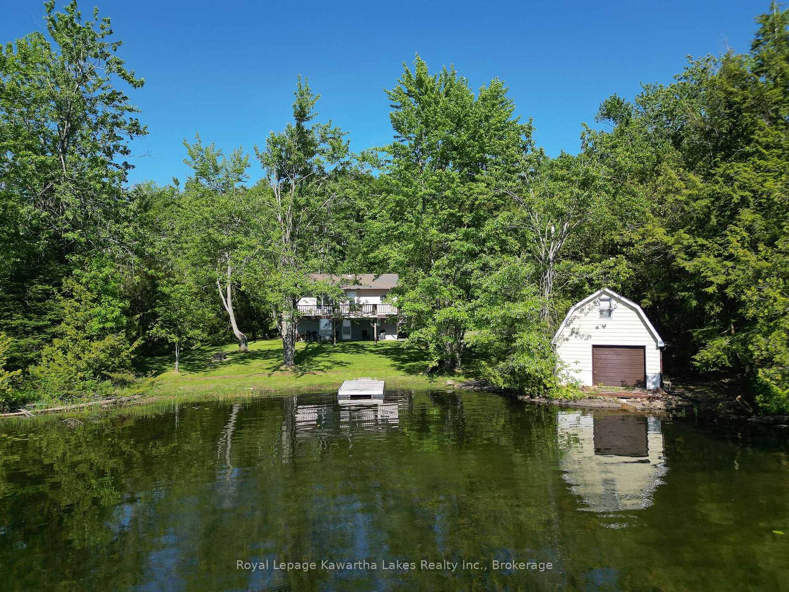 Property Photo: 40 Wembley Drive ON K0M 1N0