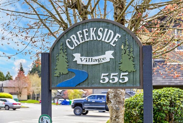 Property Photo: 555 Rockland Rd #4 BC V9W 8B7