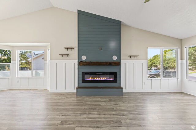 Property Photo: 5525 N Hampton Way E UT 84074