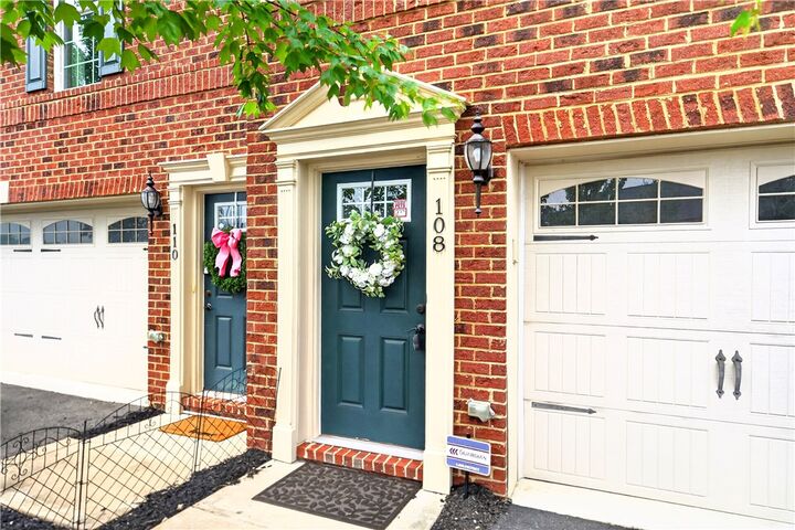 Property Photo: 108 Noble Woods Drive PA 15108
