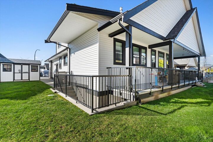Photo de la propriété:  50952 Sophie Crescent  BC V4Z 0C1 