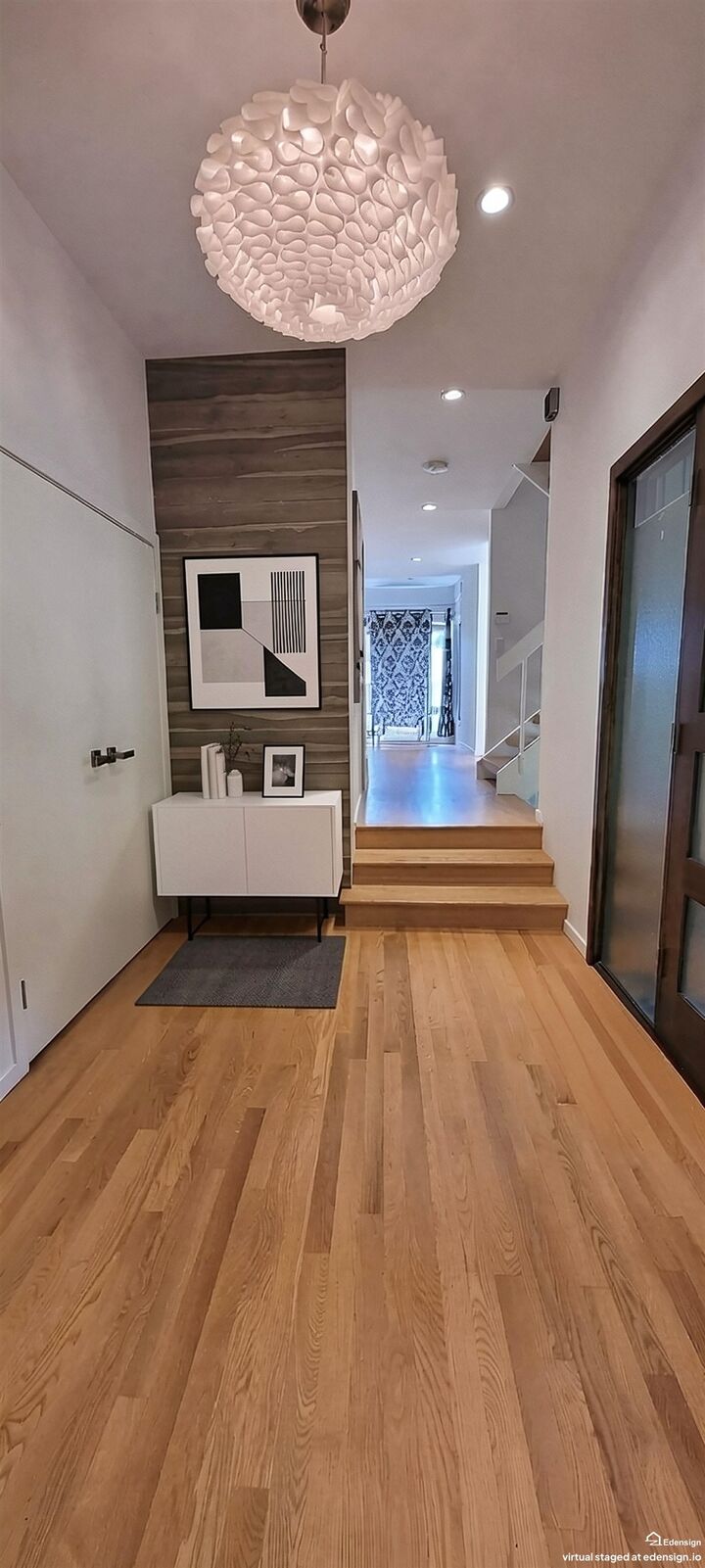 Property Photo: 5344 Cliffridge Avenue BC V7R 3V4