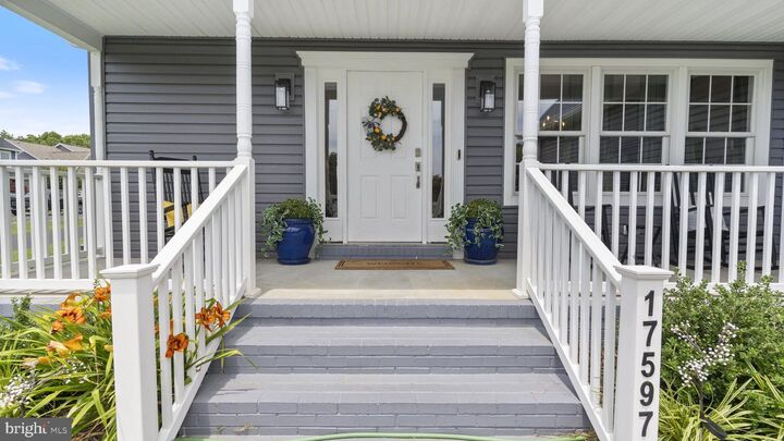 Property Photo: 17597 Whitestone Drive MD 20690