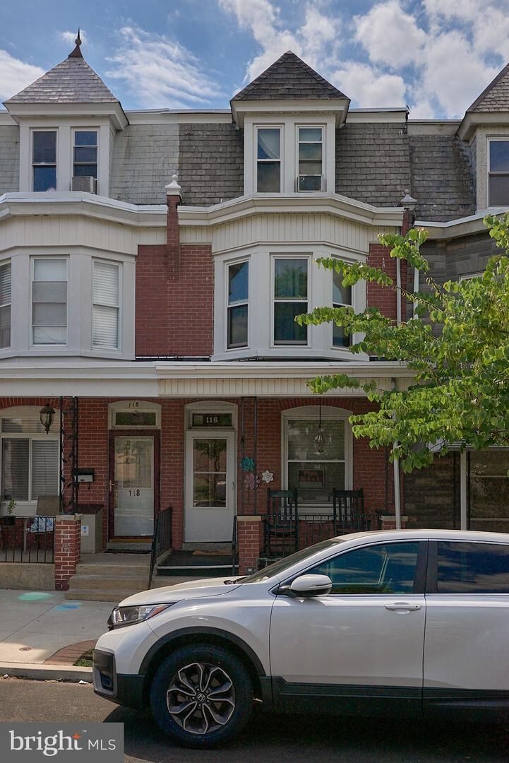 Property Photo:  116 S 6th Ave  PA 19611 