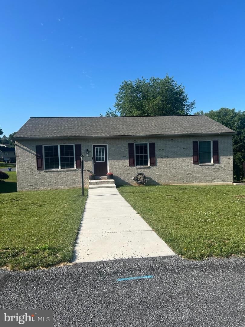 Property Photo: 3040 Liverpool Court PA 17201