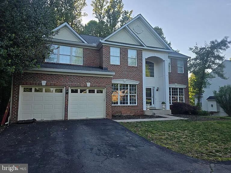 Property Photo:  9201 Golf Court  VA 20111 