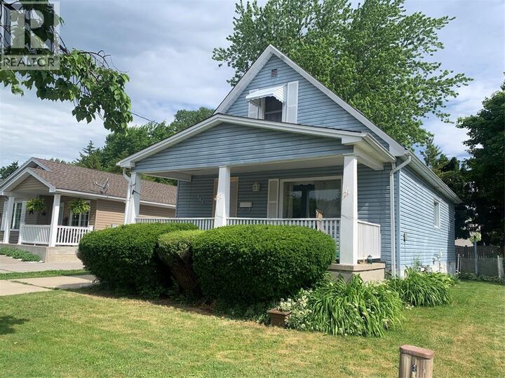 Property Photo:  362 Maria Street  ON N7T 4T6 